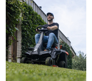 Fűnyíró traktor MR200-61 scheppach-61 cm-es vágási szélesség