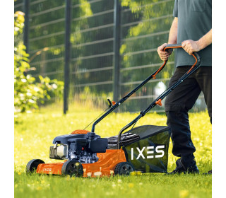 benzines fűnyíró IX-LM132P 3,3 LE 40 cm vágási szélesség!Termékeink szállítási karcos , vagy csomagolássérült termékek.