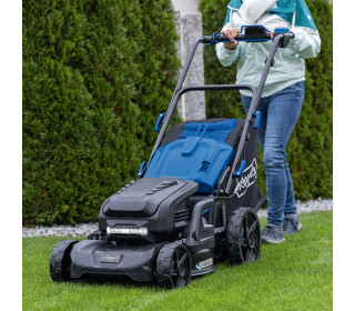 Akkus Önjárós fűnyíró BC-MP470-X Scheppach - 47 cm vágási szélesség | 800-900 m2 |Állitható sebesség| LED |4 db 4 Ah-s akkumulátor és 2 db töltő