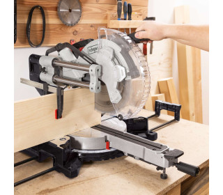 Gérvágó fűrész Scheppach KZGS310PS-BE  Vágási magasság 180 x 340 mm | Lézer | Lágyindítás